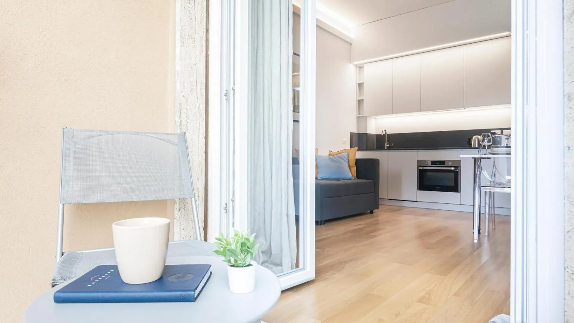 Easylife - Modern Studio In The Heart Of Navigli Μιλάνο