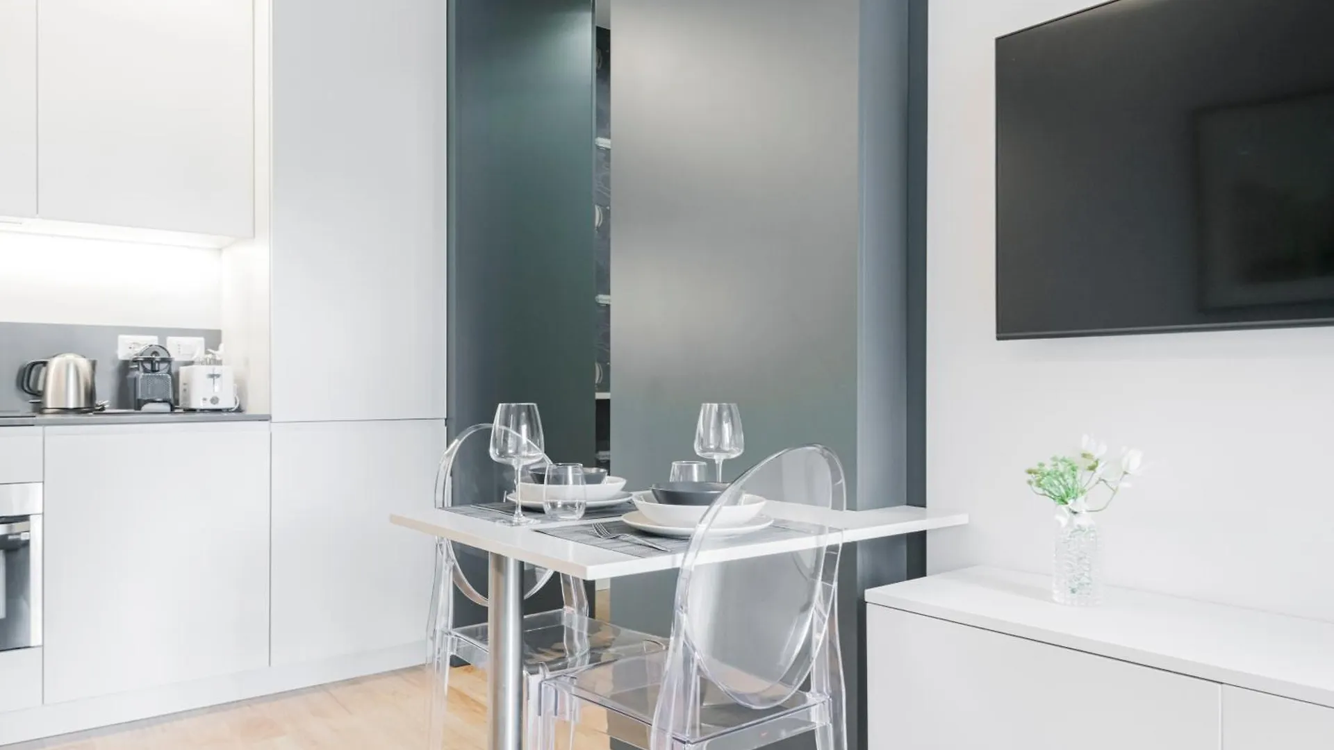 Διαμέρισμα Easylife - Modern Studio In The Heart Of Navigli Μιλάνο Ιταλία